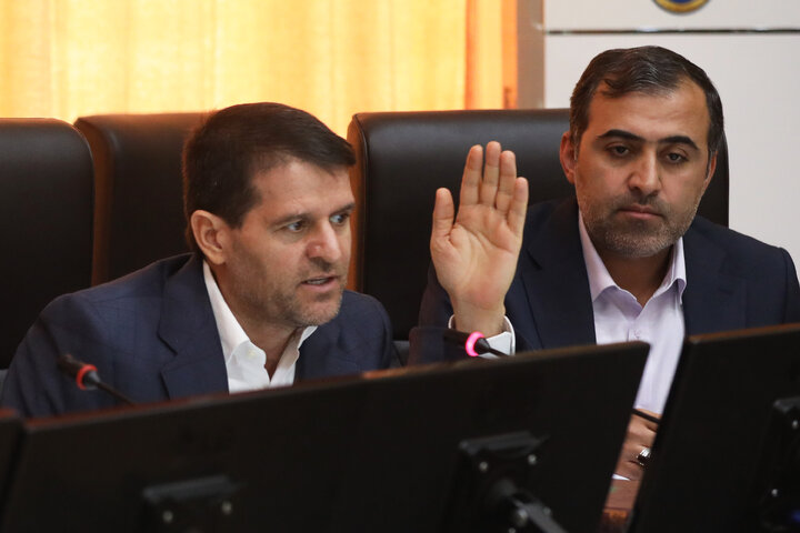 نشست کمیسیون انرژی با شرکت ملی صنایع پتروشیمی ایران