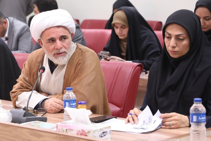 جلسه کمیسیون فرهنگی با مدیران حوزه فرهنگی استان قزوین