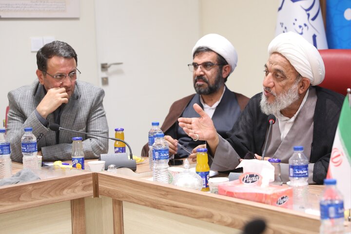 جلسه کمیسیون فرهنگی با مدیران حوزه فرهنگی استان قزوین