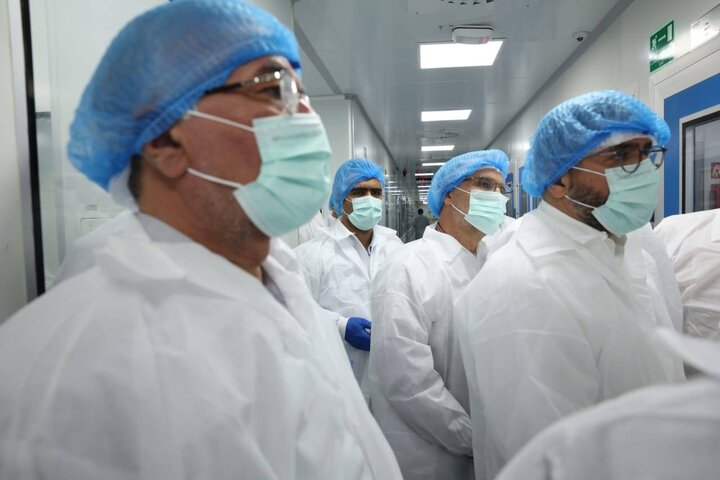 بازدید میدانی اعضای کمیسیون بهداشت از کارخانه داروسازی دکتر عبیدی