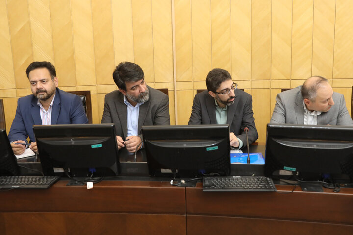 نشست کارگروه اقتصادی با شرکت های دولتی