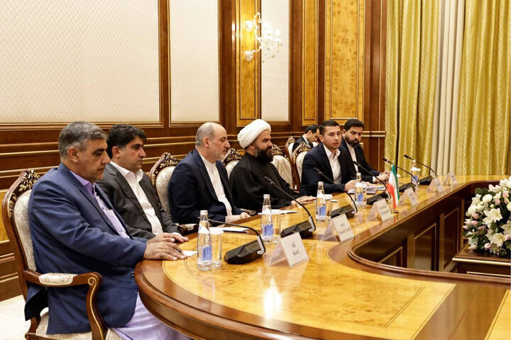 دیدار جواد نیک بین رئیس گروه دوستی پارلمانی ایران و ازبکستان  با رئیس مجلس سنای ازبکستان در تاشکند