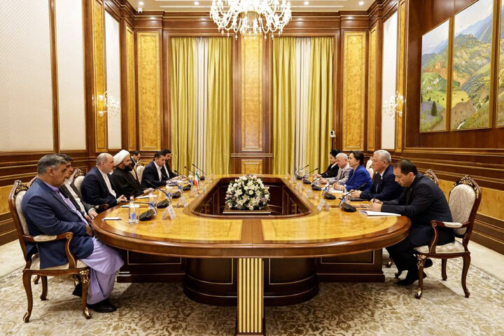 دیدار جواد نیک بین رئیس گروه دوستی پارلمانی ایران و ازبکستان  با رئیس مجلس سنای ازبکستان در تاشکند