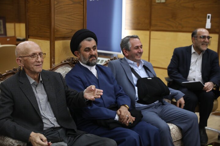  نشست اعضای کمیسیون فرهنگی با استاندار قزوین