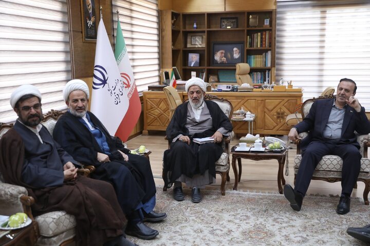  نشست اعضای کمیسیون فرهنگی با استاندار قزوین