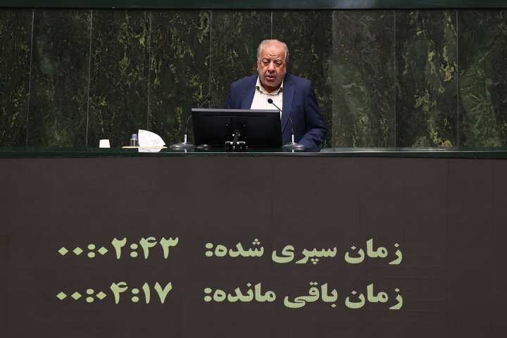 ناطقان میان دستور نشست علنی 8 مهرماه
