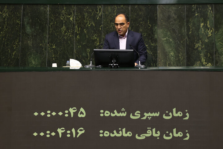 ناطقان میان دستور نشست علنی 8 مهرماه