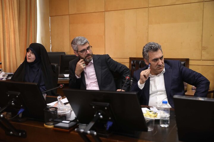نشست کمیسیون صنایع و معادن مجلس