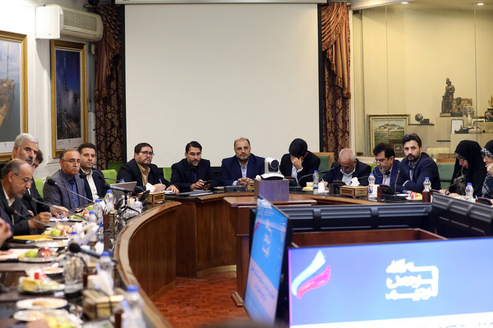 نشست نمایندگان کمیسیون بهداشت و درمان با وزیرومعاونین وزارت نفت