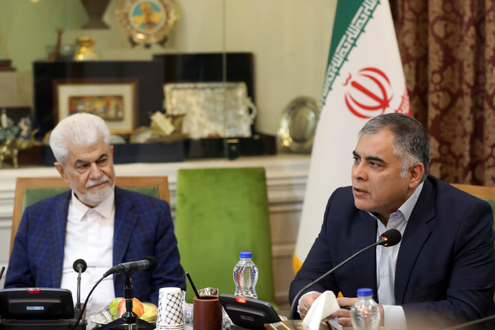 نشست نمایندگان کمیسیون بهداشت و درمان با وزیرومعاونین وزارت نفت