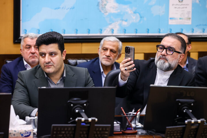 نشست کمیسیون اجتماعی مجلس با حضور وزیر آموزش و پرورش
