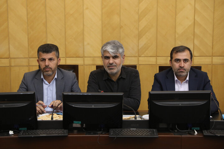 نشست مشترک چهارشنبه 9 مهرماه نمایندگان مجلس با وزیر نفت