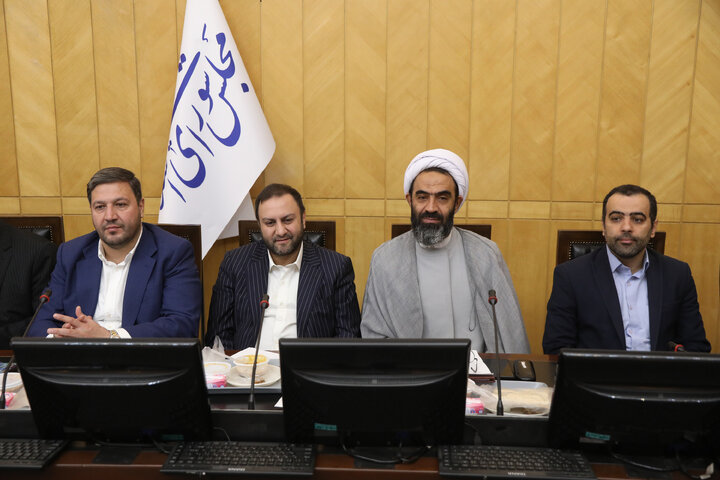 نشست مشترک چهارشنبه 9 مهرماه نمایندگان مجلس با وزیر نفت
