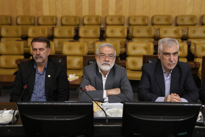نشست مشترک چهارشنبه 9 مهرماه نمایندگان مجلس با وزیر نفت