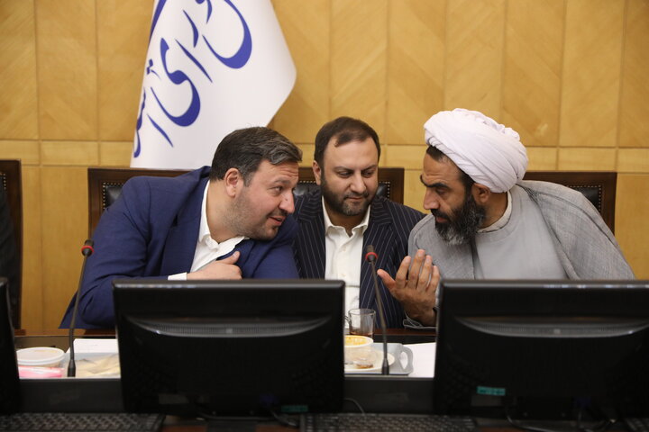 نشست مشترک چهارشنبه 9 مهرماه نمایندگان مجلس با وزیر نفت