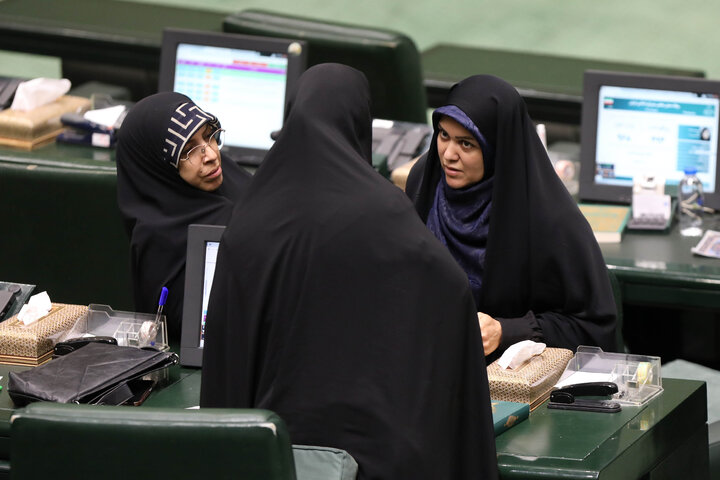 صحن 09-07-1404