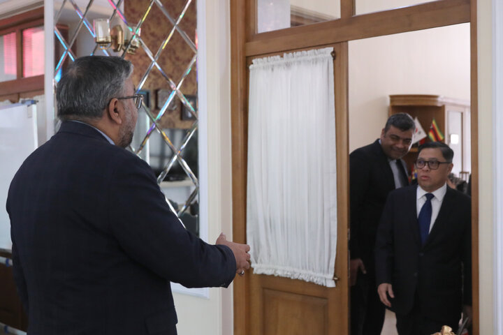 دیدار سفیر جدید برونئی در جمهوری اسلامی ایران با ابوالفضل عمویی