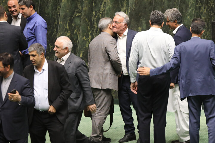 ناطقین میان دستور نشست علنی 9 مهر ماه مجلس شورای اسلامی