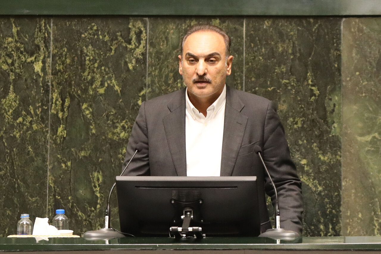 قطع سهمیه سوخت موتورپمپهای کشاورزی به معیشت کشاورزان آسیب زده است قطع سهمیه سوخت موتورپمپهای کشاورزی به معیشت کشاورزان آسیب زده است