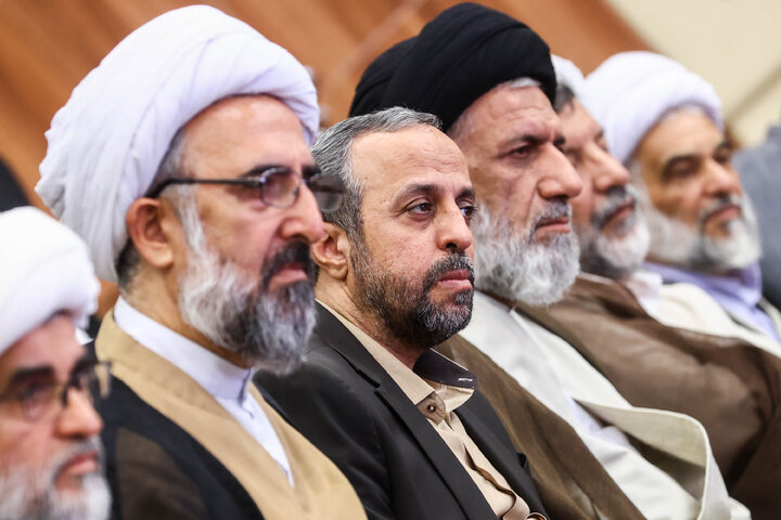 آیین تجلیل از اساتید و مدیران پژوهشی و رونمایی از جدیدترین آثار مرکز تحقیقات اسلامی مجلس در قم با حضور دکتر قالیباف