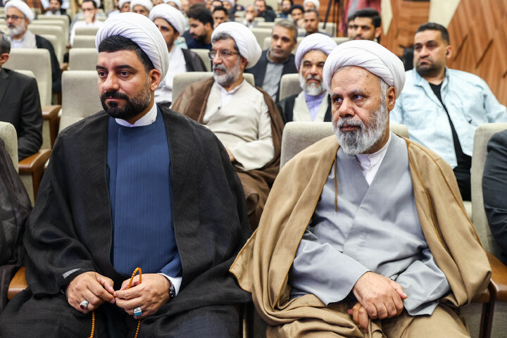 آیین تجلیل از اساتید و مدیران پژوهشی و رونمایی از جدیدترین آثار مرکز تحقیقات اسلامی مجلس در قم با حضور دکتر قالیباف