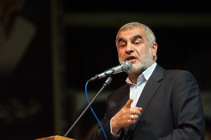 حضور نایب رئیس مجلس در نوزدهمین یادواره سرداران و ۸۰۰ شهید شهرستان بهشهر