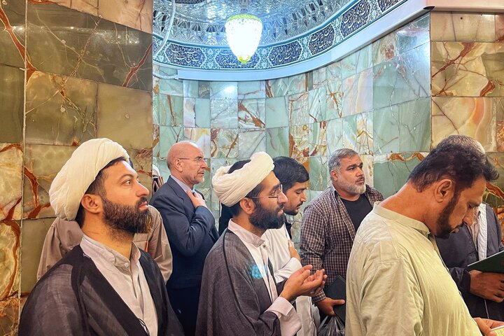 تشرف دکتر قالیباف به حرم حضرت فاطمه معصومه (س)