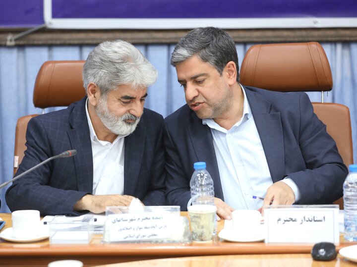 حضور نایب رئیس مجلس در شورای اداری متمرکز شهرستان های پارس آباد، بیله سوار و اصلاندوز
