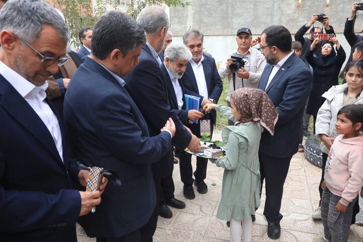 بازدید نایب رئیس مجلس از کانون پرورش فکری کودکان شهرستان پارس آباد