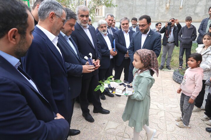 بازدید نایب رئیس مجلس از کانون پرورش فکری کودکان شهرستان پارس آباد