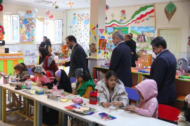 بازدید نایب رئیس مجلس از کانون پرورش فکری کودکان شهرستان پارس آباد