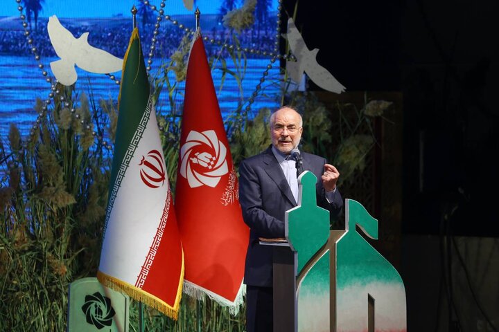 شهدا وجدان بیدار جامعه هستند/ فرهنگ شهادت برای همه نسل‌ها است