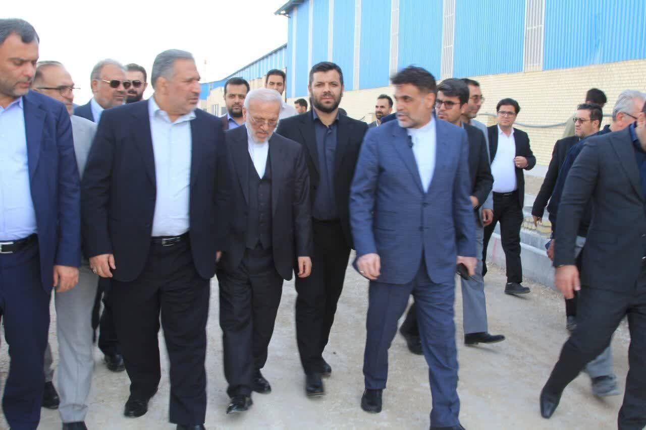 توسلی: حمایت از صنایع و و رفع موانع تولید در اولویت باشد