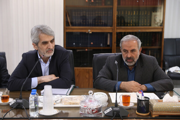 نشست پیگیری پروژه 33 گانه تهران با حضور نایب رئیس مجلس، نمایندگان تهران و وزیر راه و شهرسازی