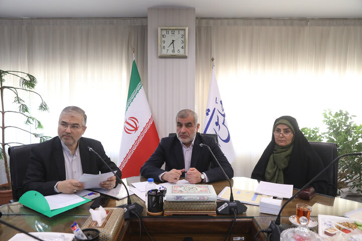 نشست پیگیری پروژه 33 گانه تهران با حضور نایب رئیس مجلس، نمایندگان تهران و وزیر راه و شهرسازی
