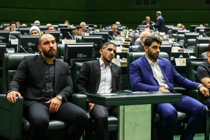 مراسم تقدیر از مدال‌آوران، کادر فنی و مسئولان تیم‌های ملی کشتی آزاد و فرنگی