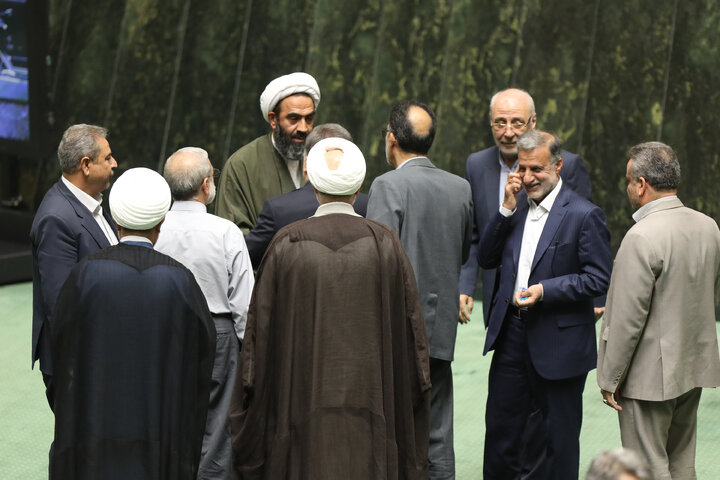 ناطقان میان دستور یکشنبه 13 مهرماه مجلس شورای اسلامی