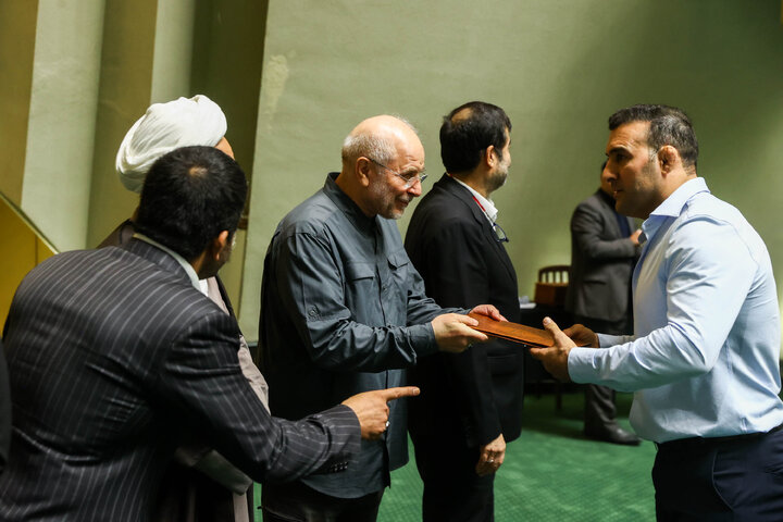 مراسم تقدیر از مدال‌آوران، کادر فنی و مسئولان تیم‌های ملی کشتی آزاد و فرنگی