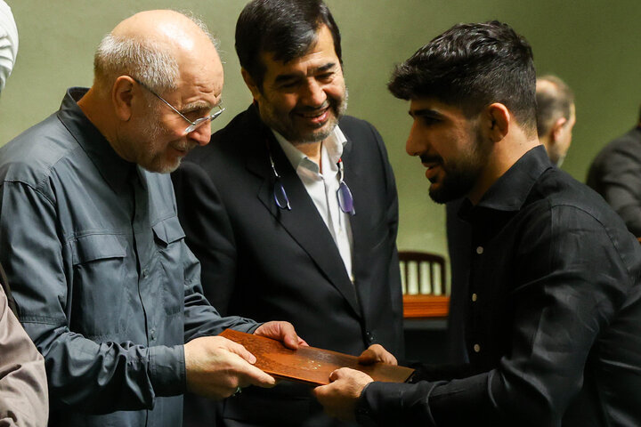 مراسم تقدیر از مدال‌آوران، کادر فنی و مسئولان تیم‌های ملی کشتی آزاد و فرنگی