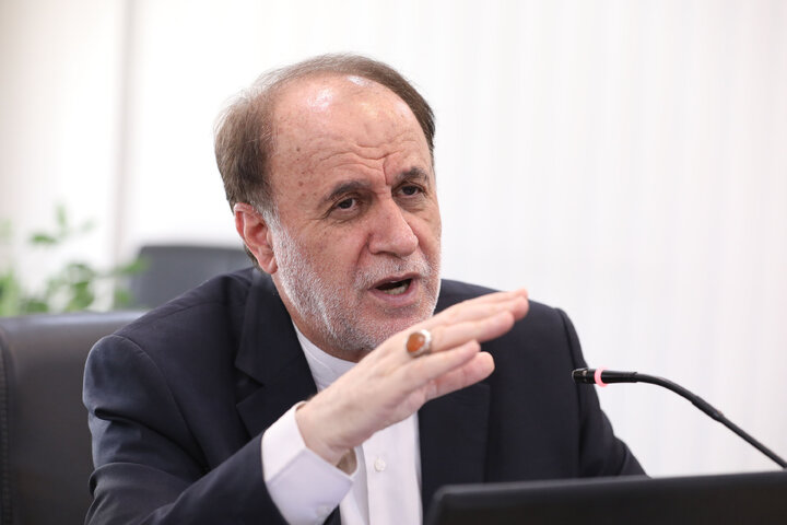 نشست فراکسیون ایثارگران با حضور نواب رییسه