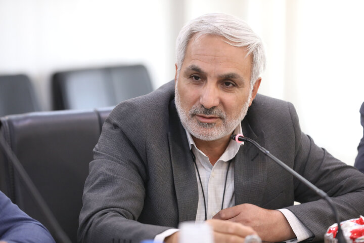 نشست فراکسیون ایثارگران با حضور نواب رییسه