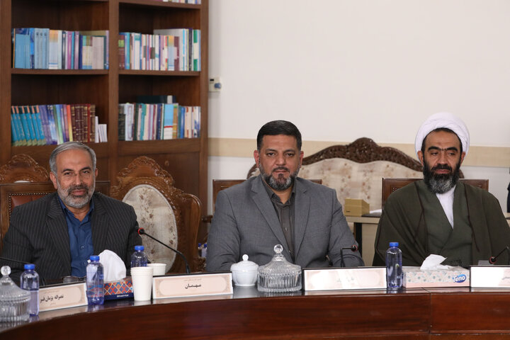 جلسه کمیسیون اصل نود با حضور بنیاد برکت