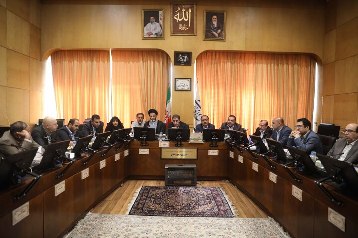 نشست ۱۳مهر ماه کمیسیون صنایع و معادن