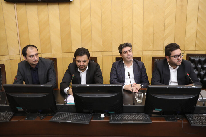 نشست بررسی موادی از قانون برنامه هفتم توسعه