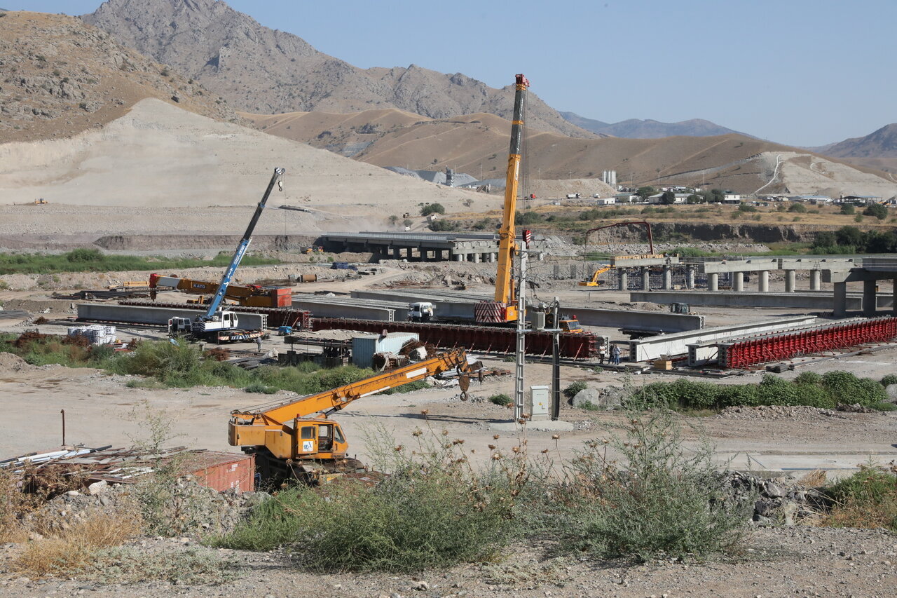 پیگیری کمیسیون عمران برای اجرای گذرگاه جلفا–کلاله، پیونددهنده خلیج فارس تا دریای سیاه