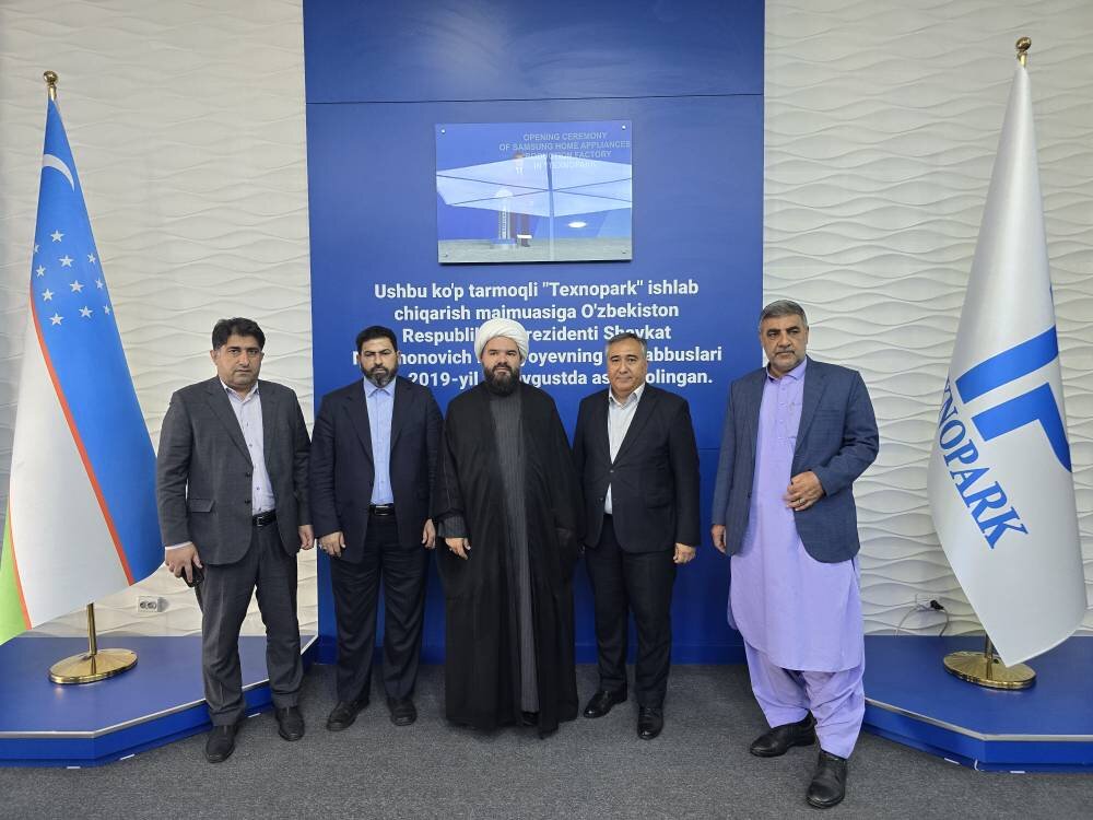 بازدید گروه دوستی پارلمانی ایران و ازبکستان از تکنوپارک و موزه امیرتیمور