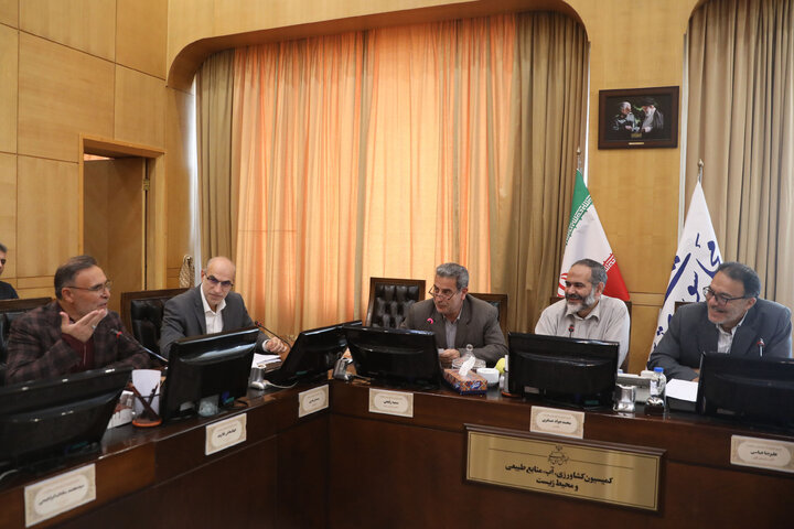 نشست کمیسیون کشاورزی بررسی افزایش تاب آوری تامین نیازهای غذایی