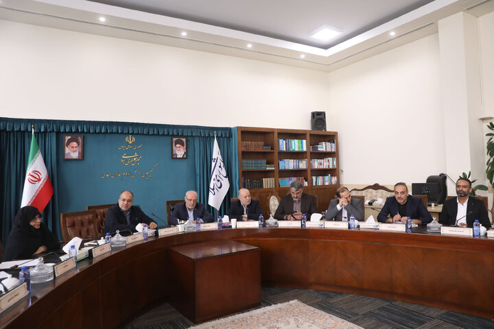 نشست کمیسیون اصل نودم قانون اساسی با معاونین شهرداری تهران