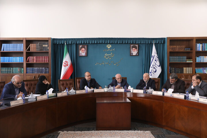 نشست کمیسیون اصل نودم قانون اساسی با معاونین شهرداری تهران