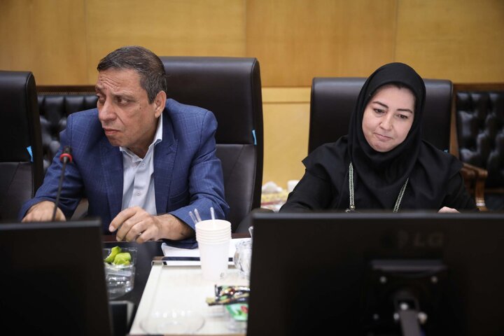 کمیسون مشترک بررسی طرح اساسنامه شرکت ملی صنایع پتروشیمی ایران